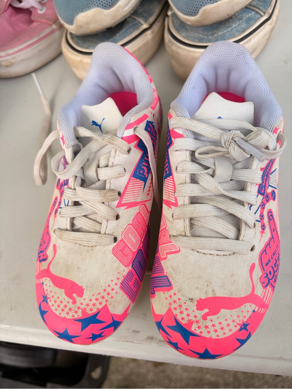 Puma Kids White Sneakers with Pink and Blue Graphic Accents
